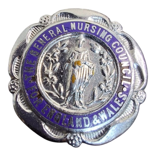 1944 nurse badge with - nurse's,